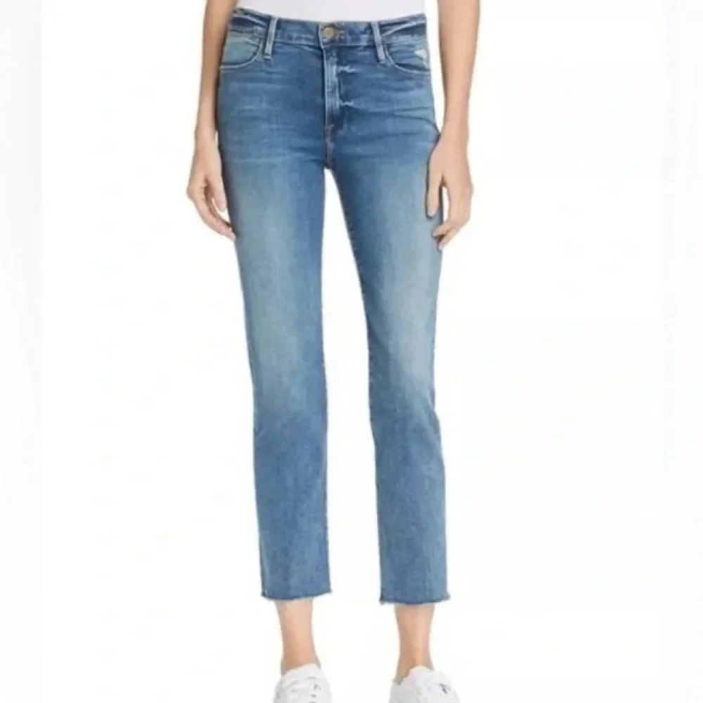 FRAME - ‘'Le High Straight” Raw Hem Jeans - style LHSTRA801 - size 26